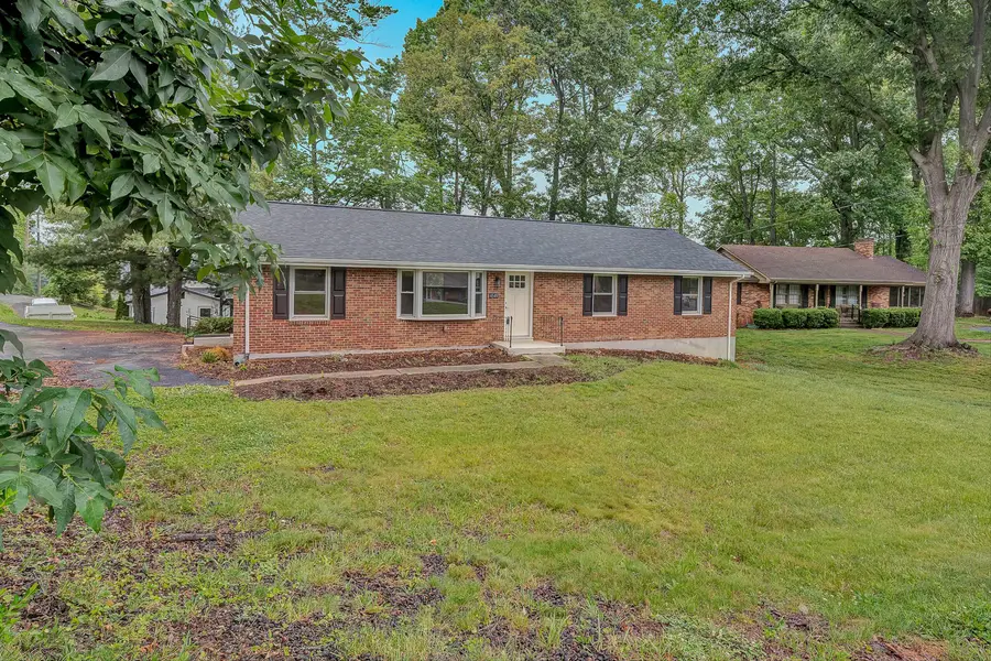 4549 Kirkwood Dr, Roanoke, VA 24018 - #3