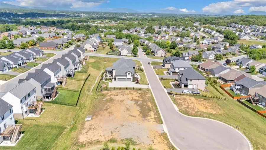 2471 Om Ln, Salem, VA 24153 - #2