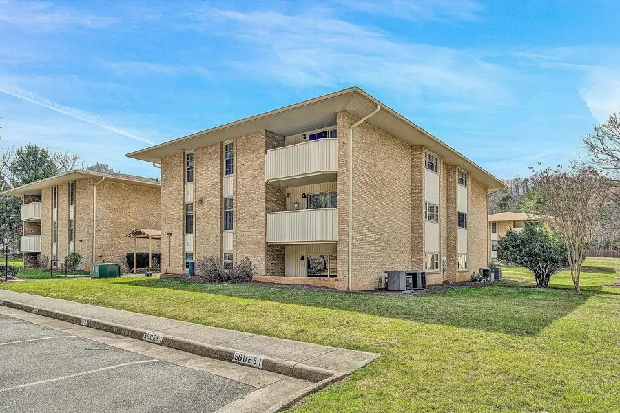 5260 Crossbow Cir #15C, Roanoke, VA 24018 - #2