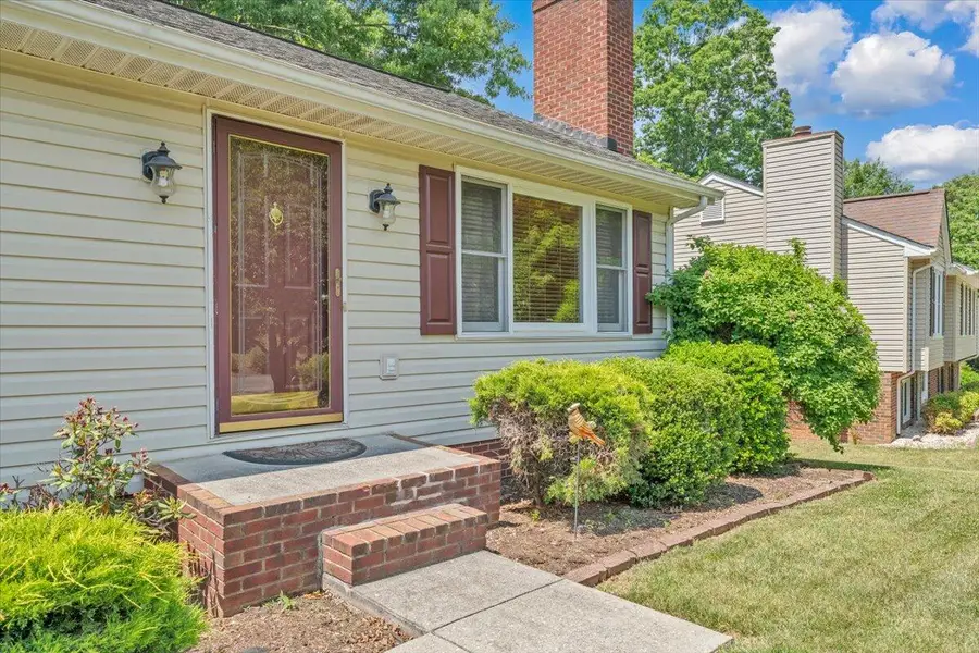 165 Fox Fire, Cloverdale, VA 24077 - #3