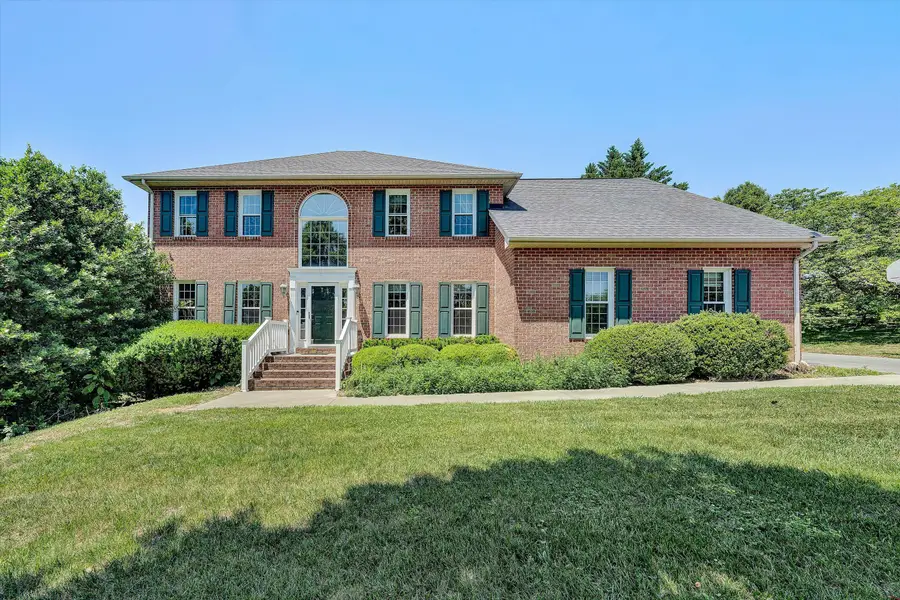 341 Sommersby Ln, Troutville, VA 24175 - #2