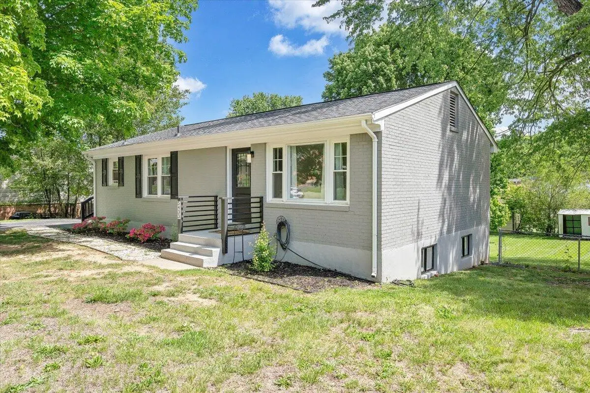5433 Eveningwood Ln, Roanoke, VA 24019 - #1