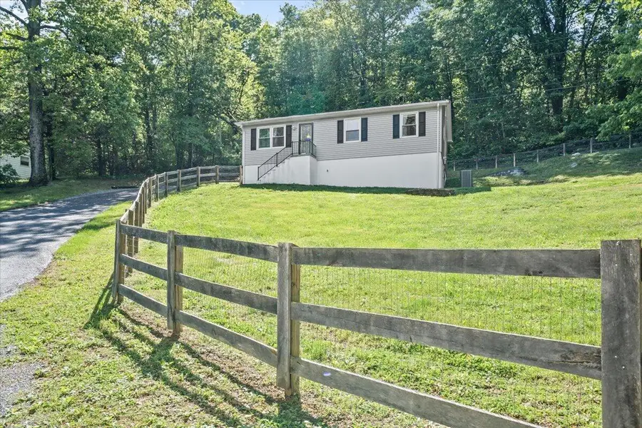 10660 Catawba Rd, Troutville, VA 24175 - #3