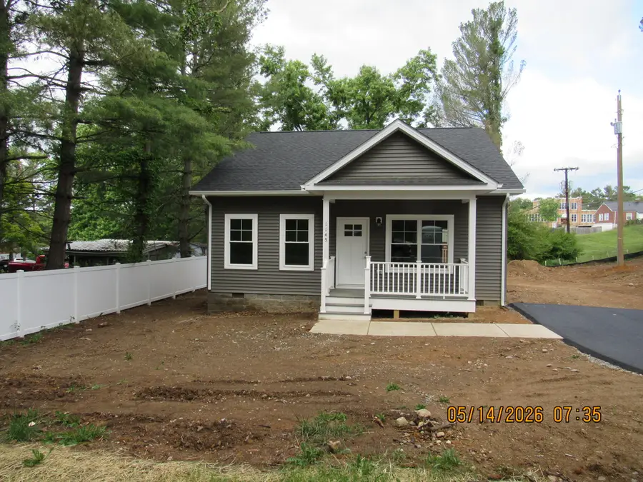 1145 Plum St Ne, Christiansburg, VA 24073 - #2