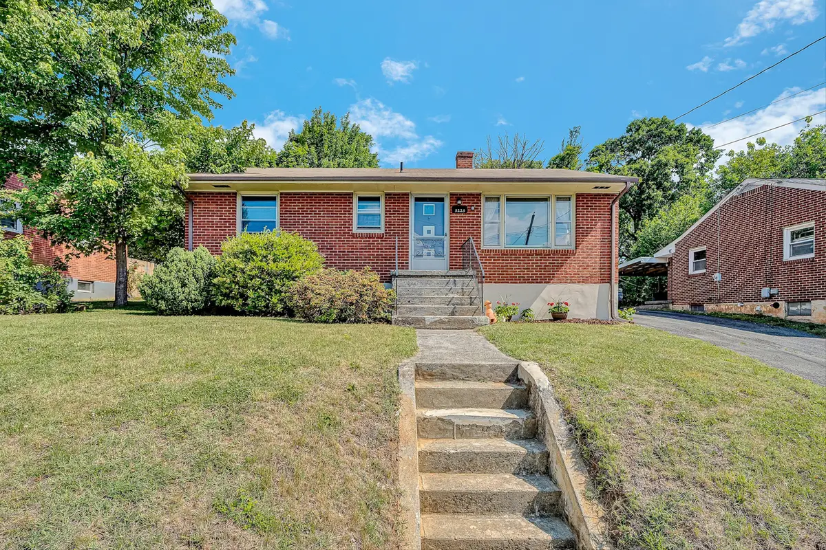 5225 Morwanda St Nw, Roanoke, VA 24017 - #1