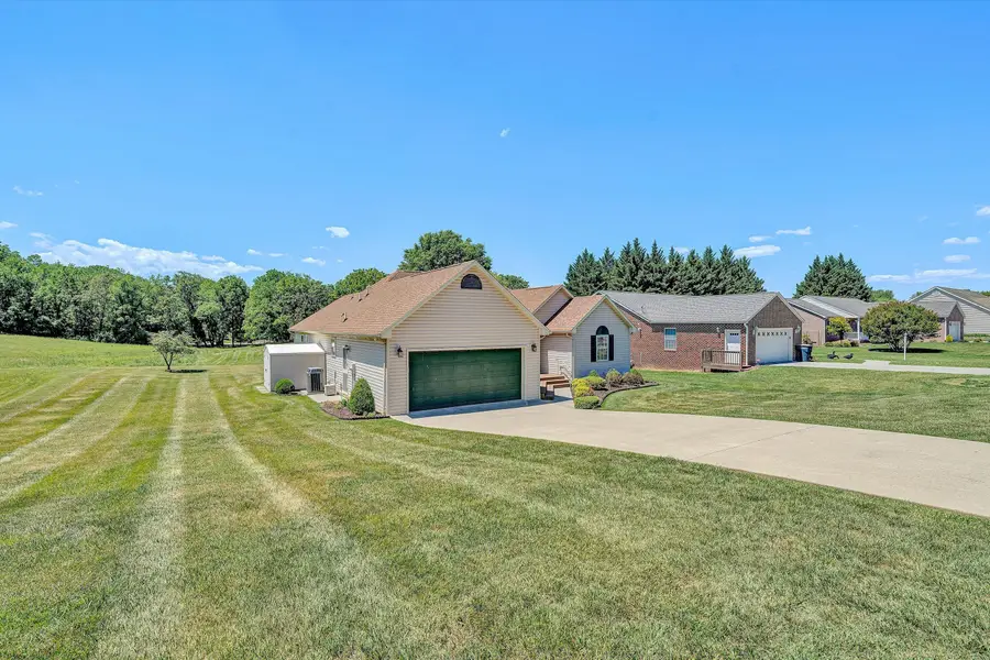 3516 Pinnacle Ridge Rd Ne, Roanoke, VA 24012 - #3