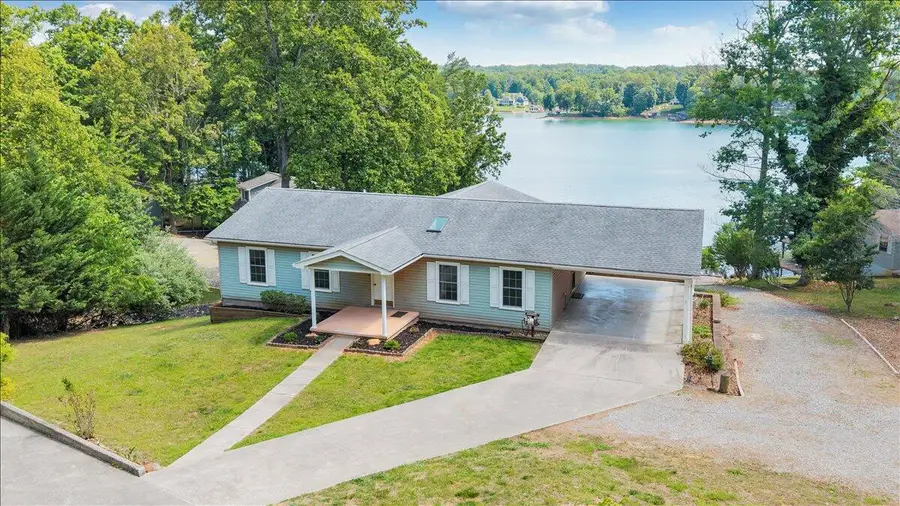 3222 Lakewood Forest Rd, Moneta, VA 24121 - #2
