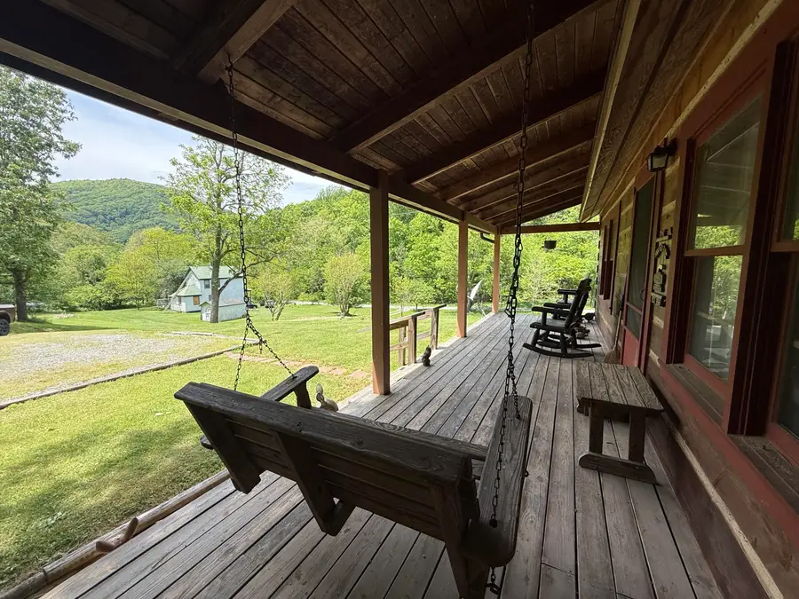 803 White Rock Gap Rd, Covington, VA 24426 - #3