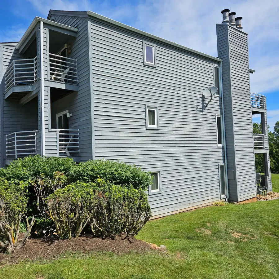 94 Waterside Cir #A 2, Moneta, VA 24121 - #3