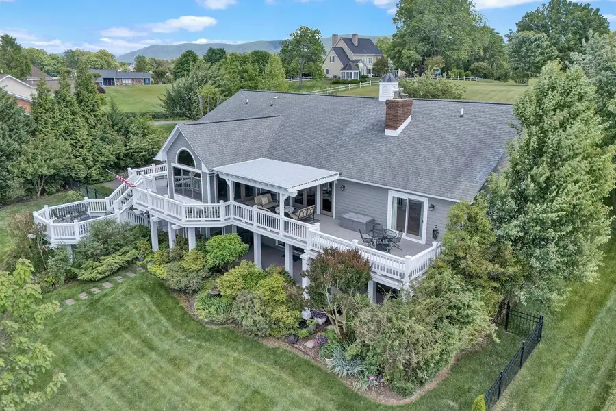 155 Shoreline Cir, Penhook, VA 24137 - #3