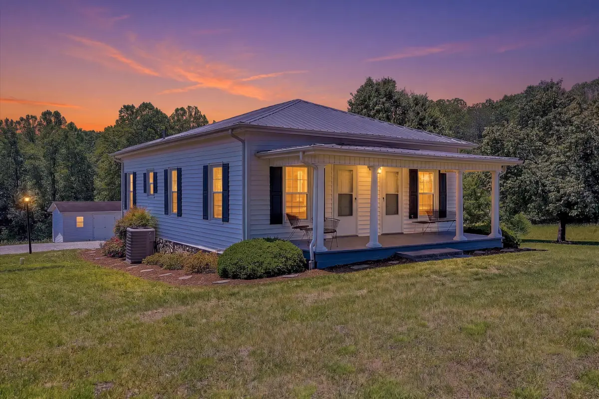8605 Truevine Rd, Glade Hill, VA 24092 - #1