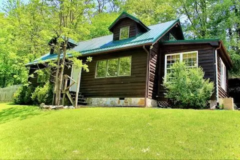 182 Rose Rd, Newport, VA 24128