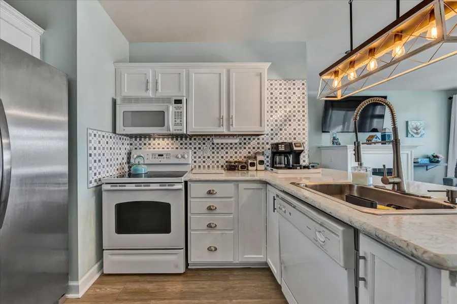 1273 Graves Harbor Trl #312, Moneta, VA 24121 - #3