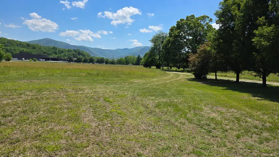 4379 Barley Dr, Salem, VA 24153 - #3