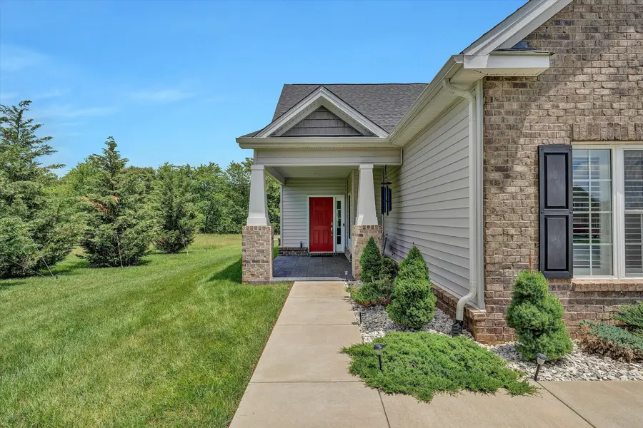 635 Spring Grove Dr, Vinton, VA 24179 - #3