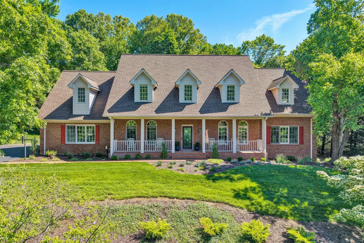 6603 Hidden Woods Ct, Roanoke, VA 24018 - #1