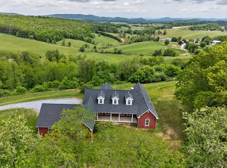 217 Indian Valley Po Rd Nw, Willis, VA 24380 - #2