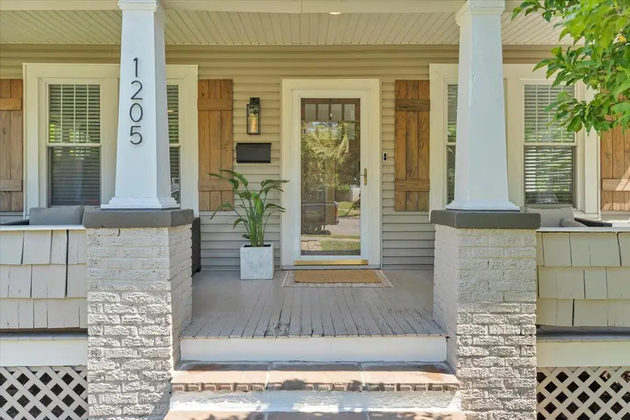 1205 Summit Ave Sw, Roanoke, VA 24015 - #2
