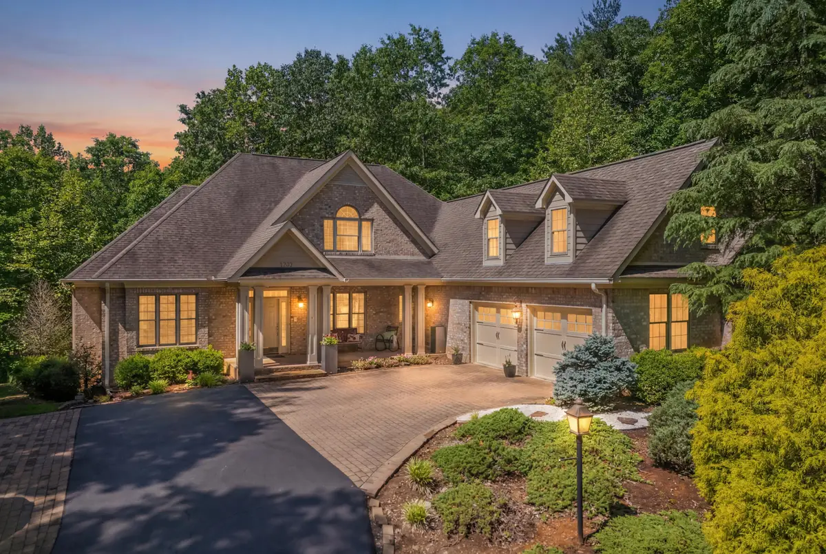 7395 Starlight Ln, Boones Mill, VA 24065 - #1