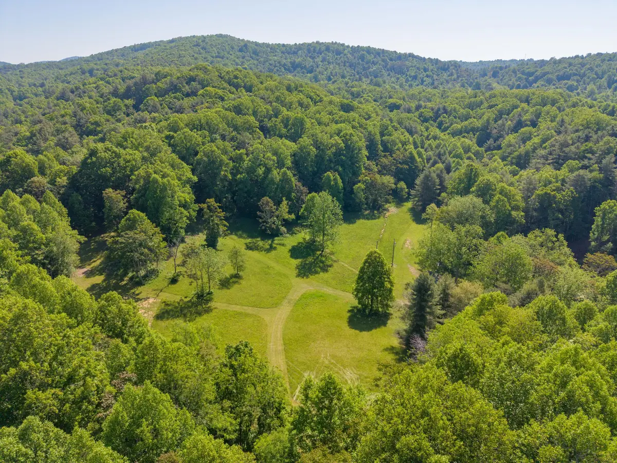 8730 Lee Dr Ne, Copper Hill, VA 24079 - #1