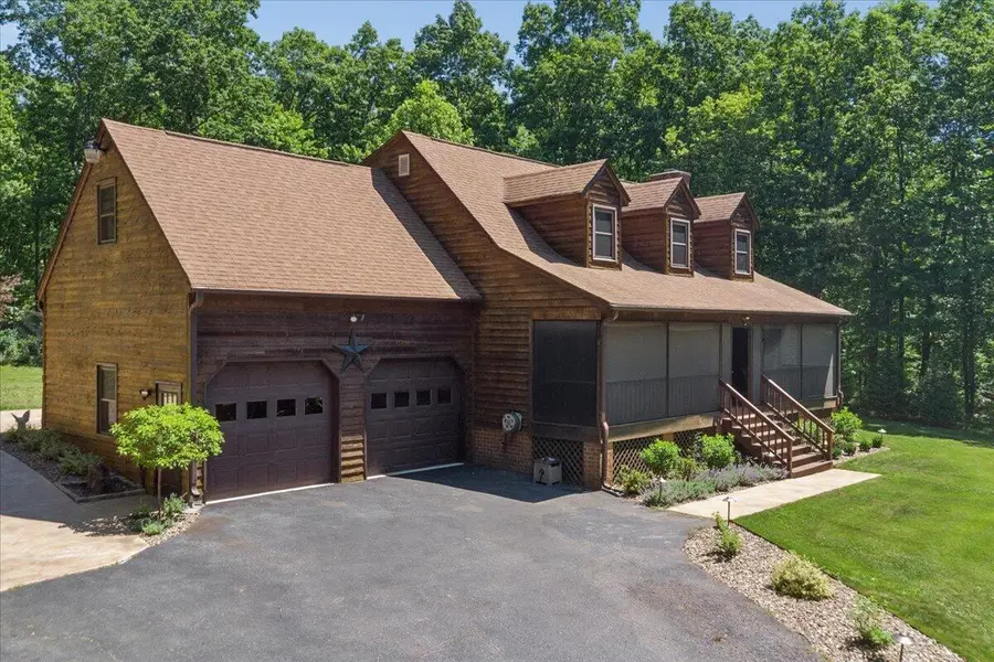 431 Langdon Rd, Evington, VA 24550 - #2