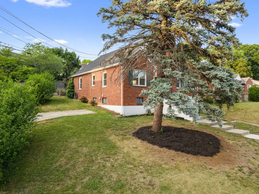 2421 Brandon Ave Sw, Roanoke, VA 24015 - #3