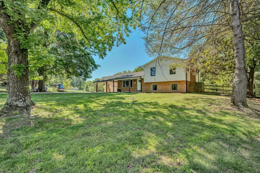 1410 Lakeridge Cir, Troutville, VA 24175 - #2