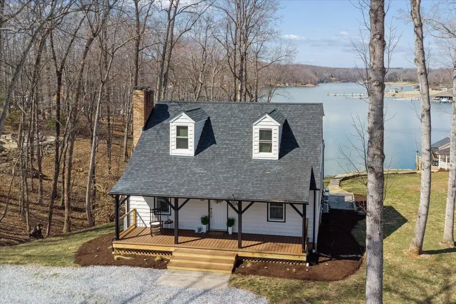 1009 Guardian Cir, Huddleston, VA 24104 - #2