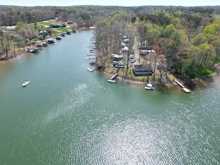 620 Plantation Dr, Penhook, VA 24137 - #2