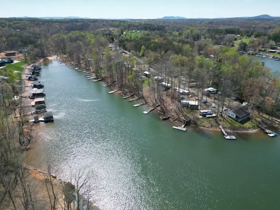 620 Plantation Dr, Penhook, VA 24137 - #3