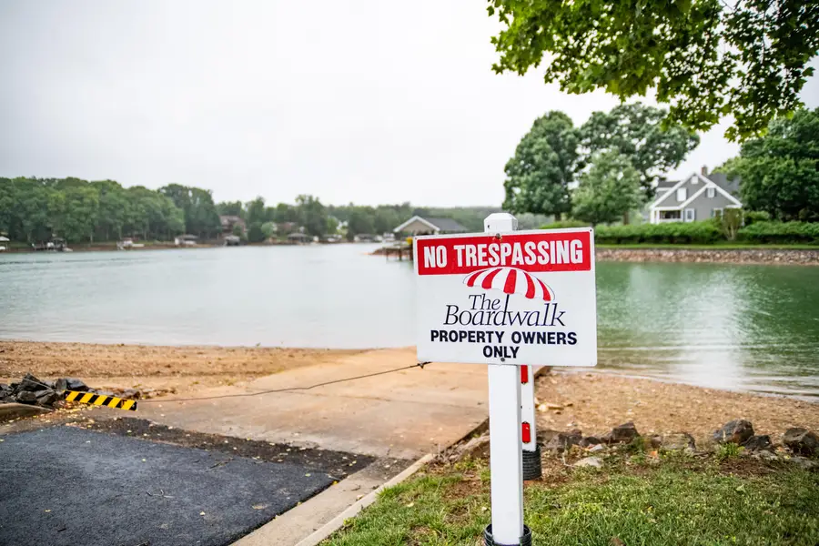 6817 Boardwalk Dr, Moneta, VA 24121 - #3