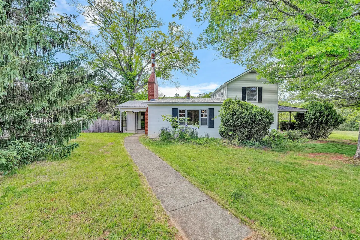 5328 White House Rd, Moneta, VA 24121 - #1