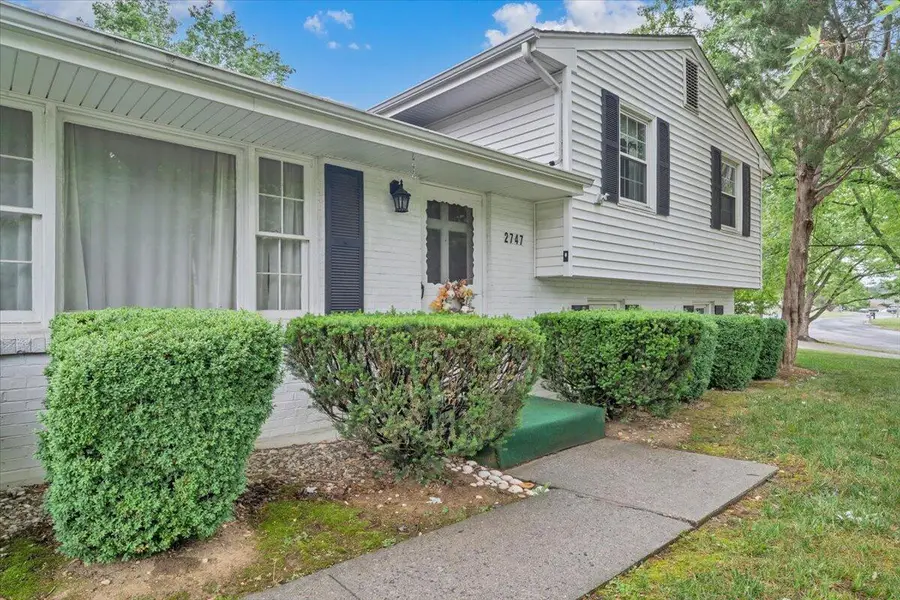 2747 Embassy Dr, Roanoke, VA 24019 - #2