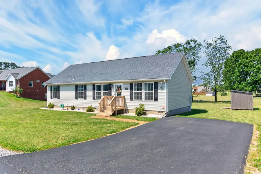 2127 Tara Ln, Salem, VA 24153 - #2
