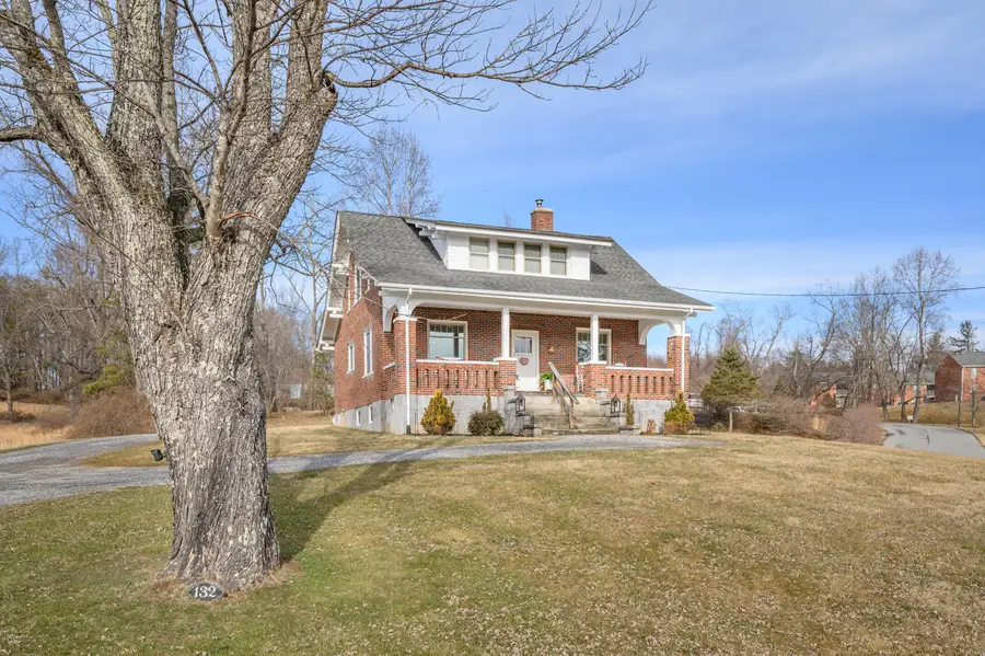 132 Christiansburg Ne, Floyd, VA 24091 - #3
