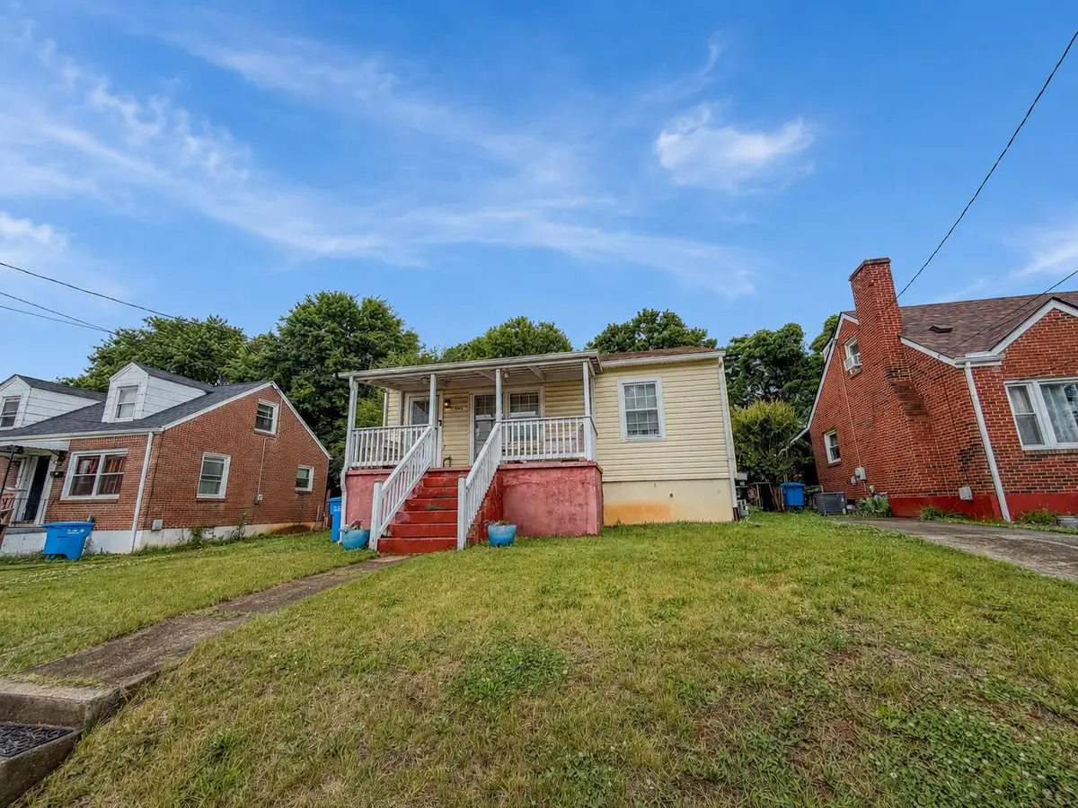 3114 Yardley Dr Nw, Roanoke, VA 24012 - #1