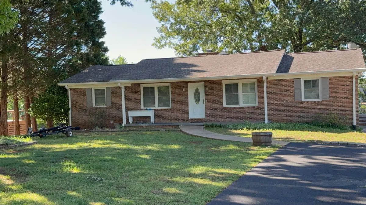 191 Twin Oaks Rd, Wirtz, VA 24184 - #1