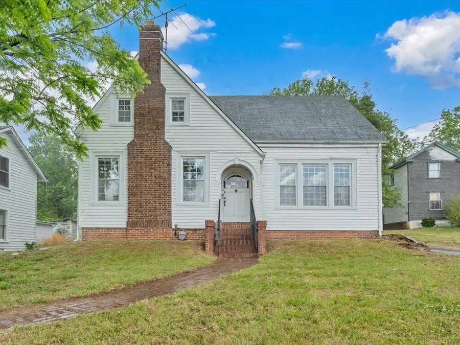 617 E Church St E, Martinsville, VA 24112 - #2