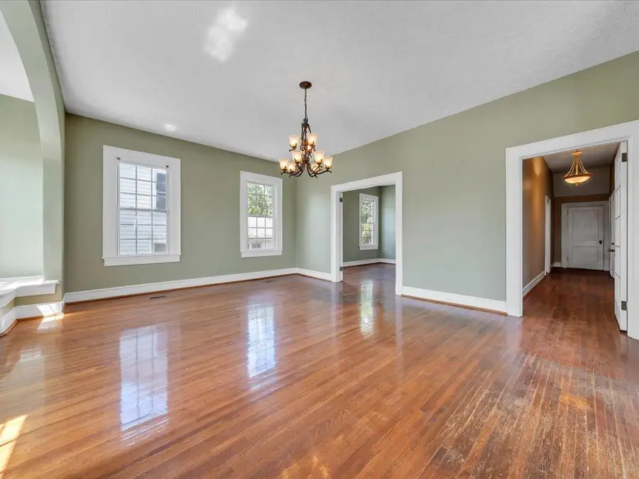 617 E Church St E, Martinsville, VA 24112 - #3