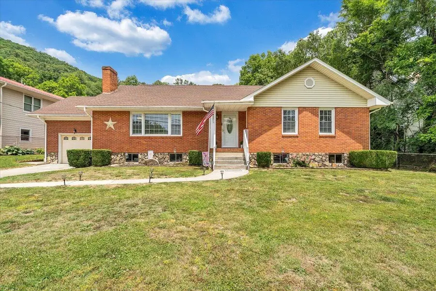 14742 Church St, Eagle Rock, VA 24085 - #3