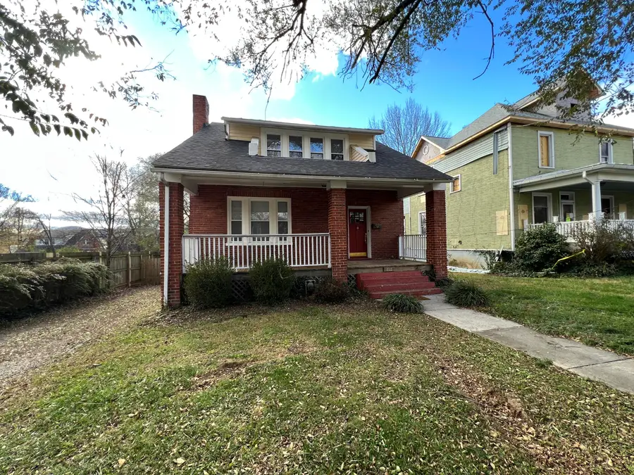 832 Wasena Ave Sw, Roanoke, VA 24015 - #2