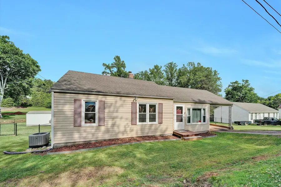 130 Harvey St, Rocky Mount, VA 24151 - #2