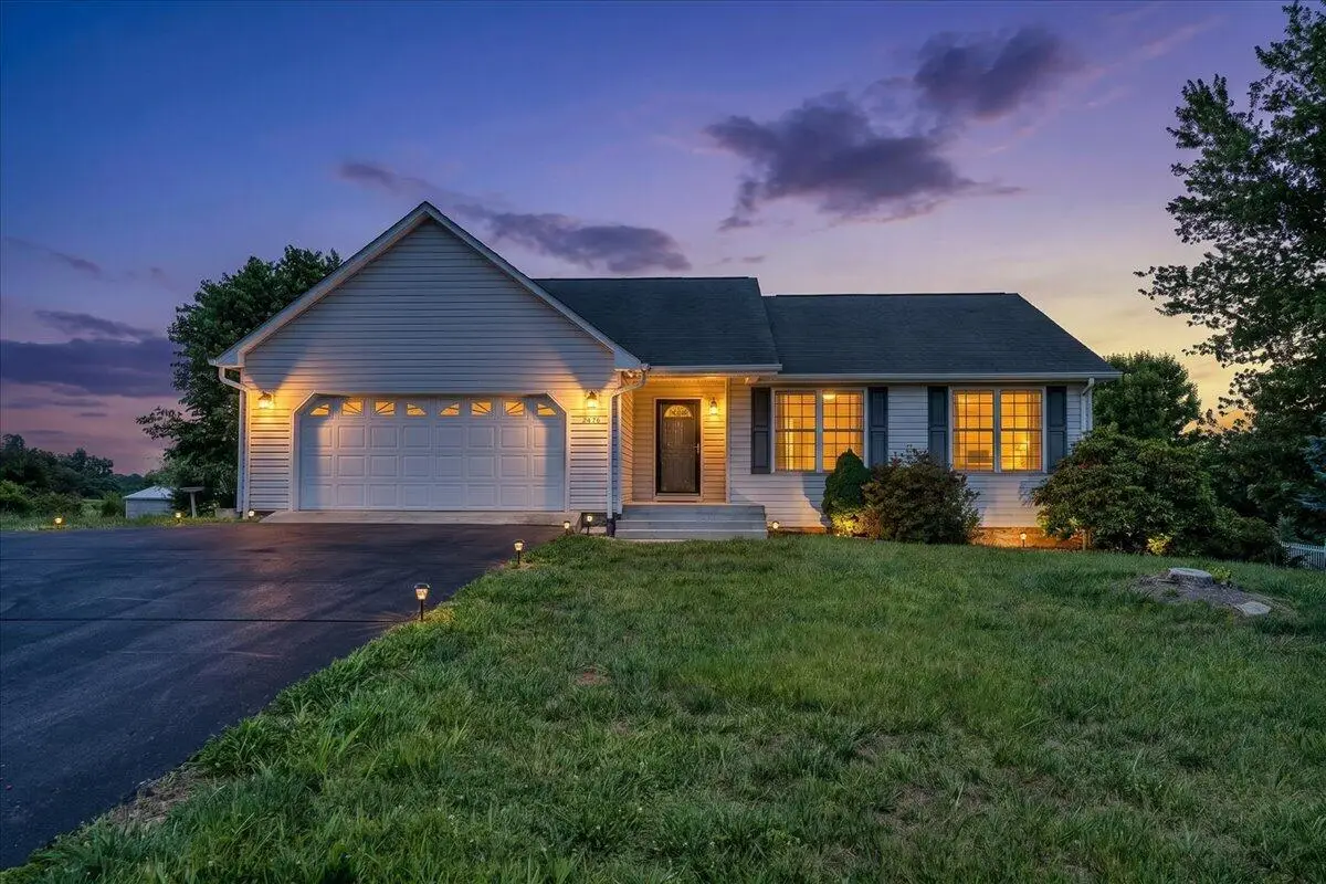 2278 Isle Of Pines Dr, Moneta, VA 24121 - #1