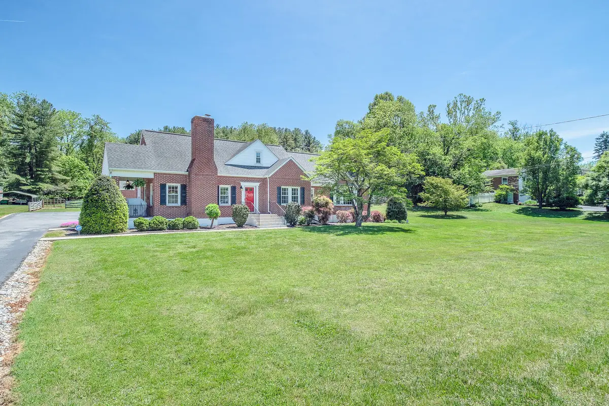 5654 Lee Hwy, Troutville, VA 24175 - #1