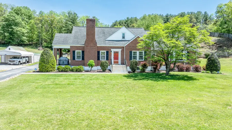 5654 Lee Hwy, Troutville, VA 24175 - #3