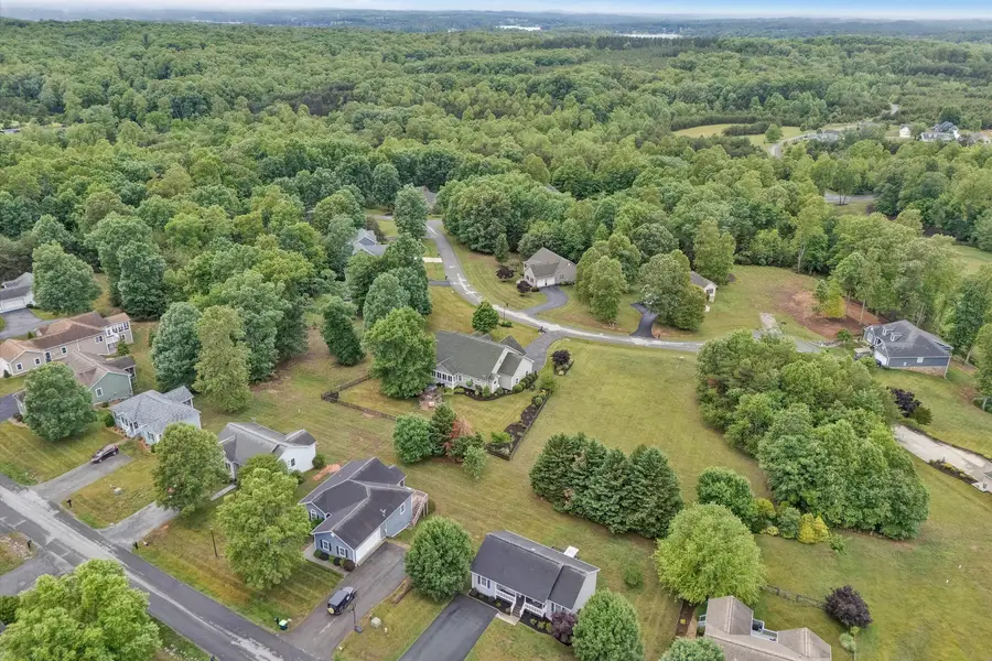 1134 Joffrey Dr, Huddleston, VA 24104 - #3