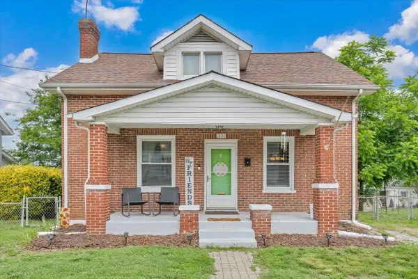 331 Bowman St, Vinton, VA 24179