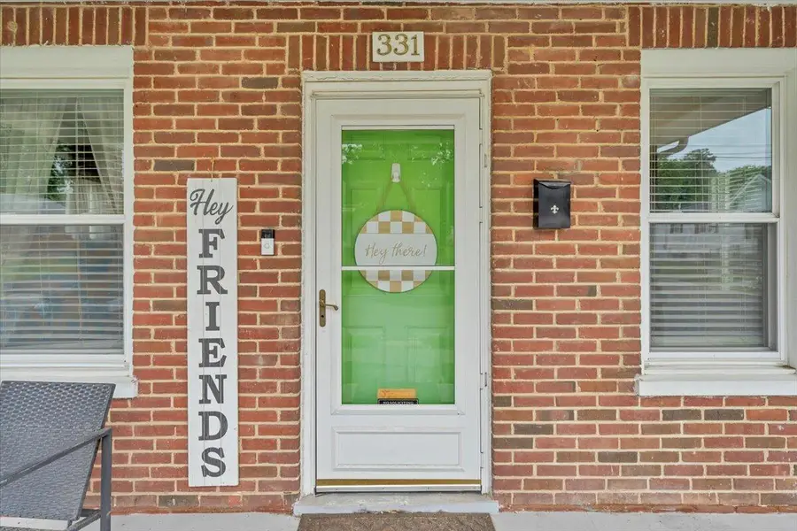 331 Bowman St, Vinton, VA 24179 - #2
