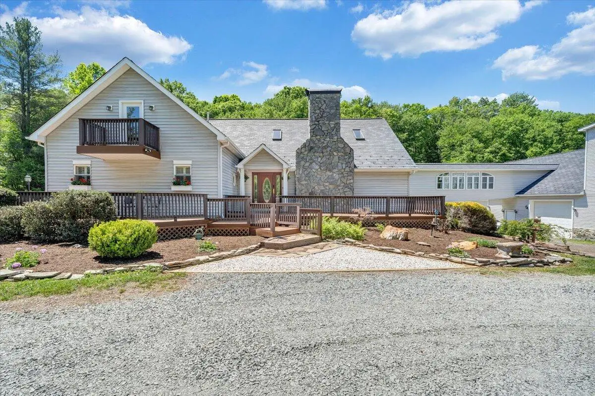 674 Old Furnace Rd Sw, Riner, VA 24149 - #1