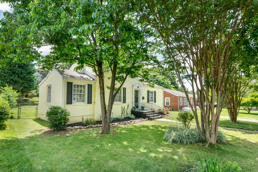 1842 Carlton Rd Sw, Roanoke, VA 24015 - #2